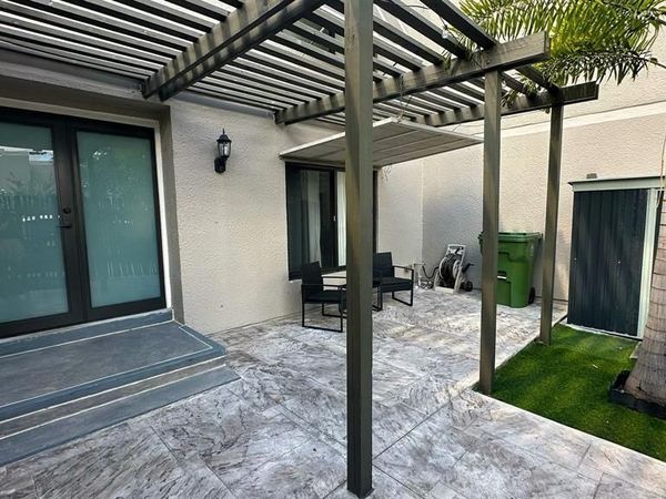 11205 NW 15TH Street, Unit 11205, Pembroke Pines, FL 33026