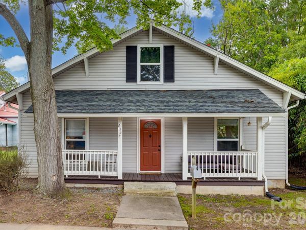 608 Spruce Street , Mooresville, NC 28115