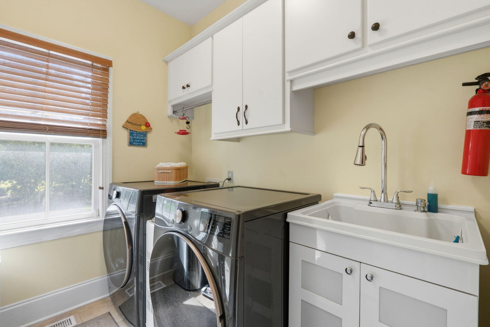 4142 Ten Shillings Way Photo 34
