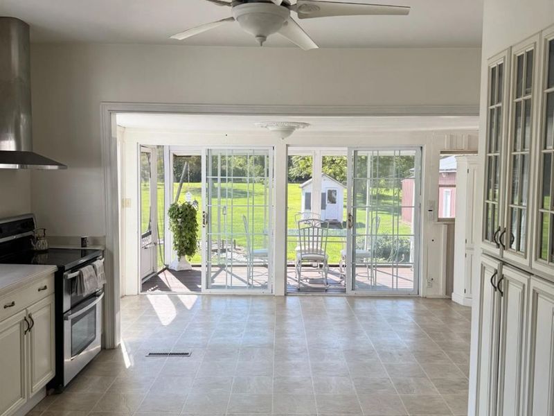 7611 Hahn Road, Huron, OH 44839 Photo 10