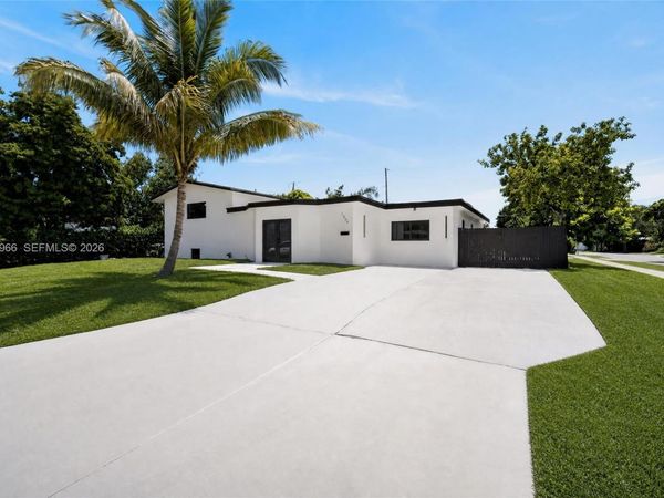 1200 NE 204th Ter , Miami, FL 33179