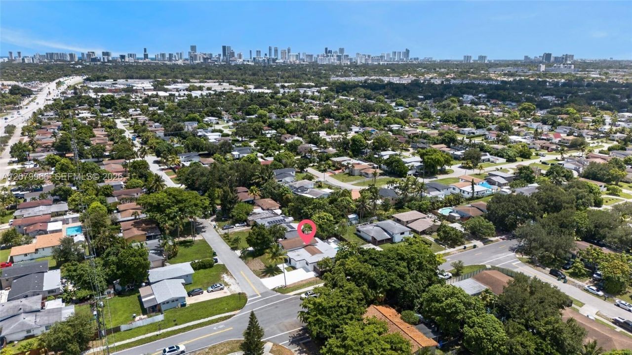 1200 NE 204th Ter , Miami, FL 33179 Photo