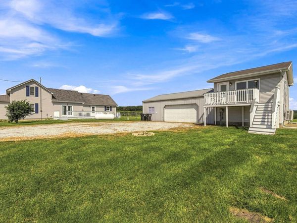 10520 E State Road 10 Highway, Culver, IN 46511