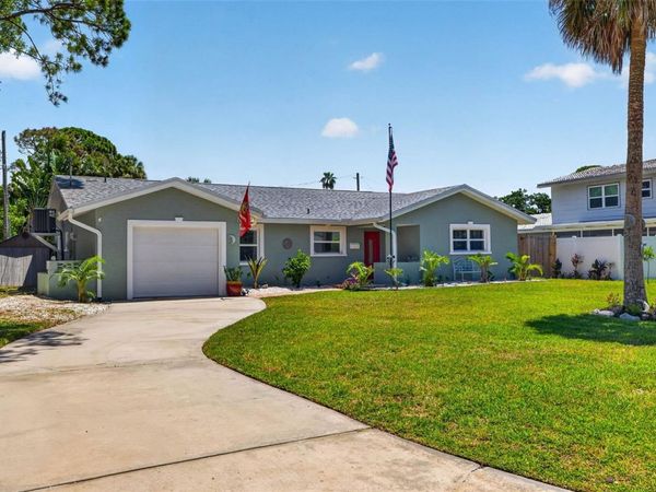 1667 N DAKOTA AVENUE NE, ST PETERSBURG, FL 33703