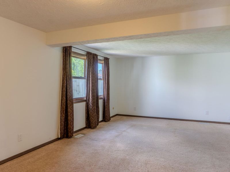 2802 Seymour Lane, Springfield, OH 45503 Photo 17
