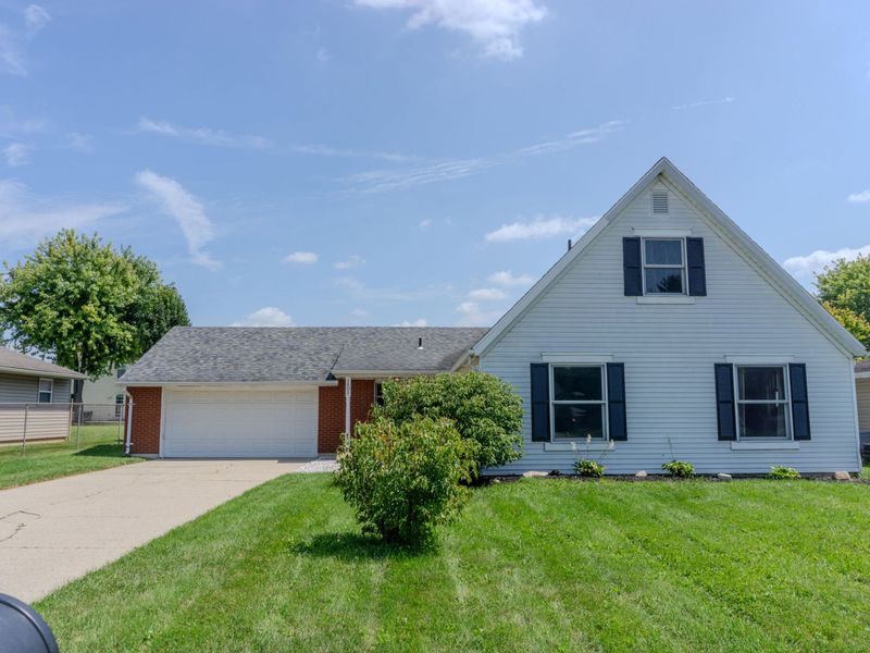 2802 Seymour Lane, Springfield, OH 45503 Photo 2