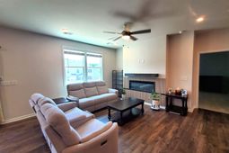 351 Chapin Place Way  photo 4