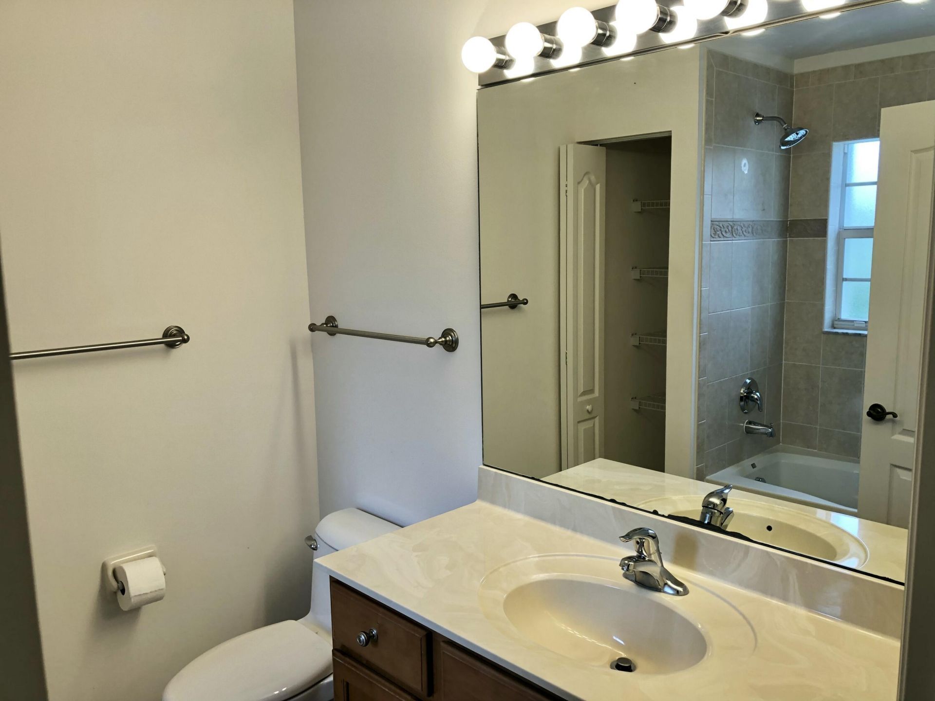 2089 SE Glen Ridge Drive, Port Saint Lucie, FL 34952 Photo