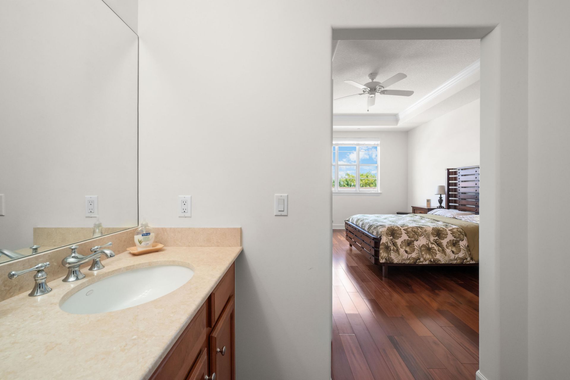 20 Orange Avenue, Unit 306, Fort Pierce, FL 34950 Photo