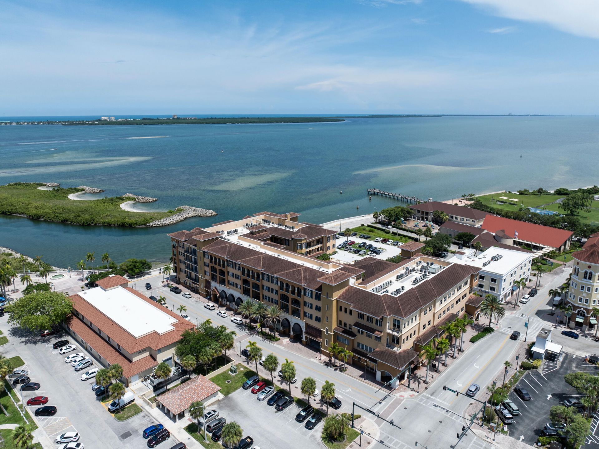 20 Orange Avenue, Unit 306, Fort Pierce, FL 34950 Photo