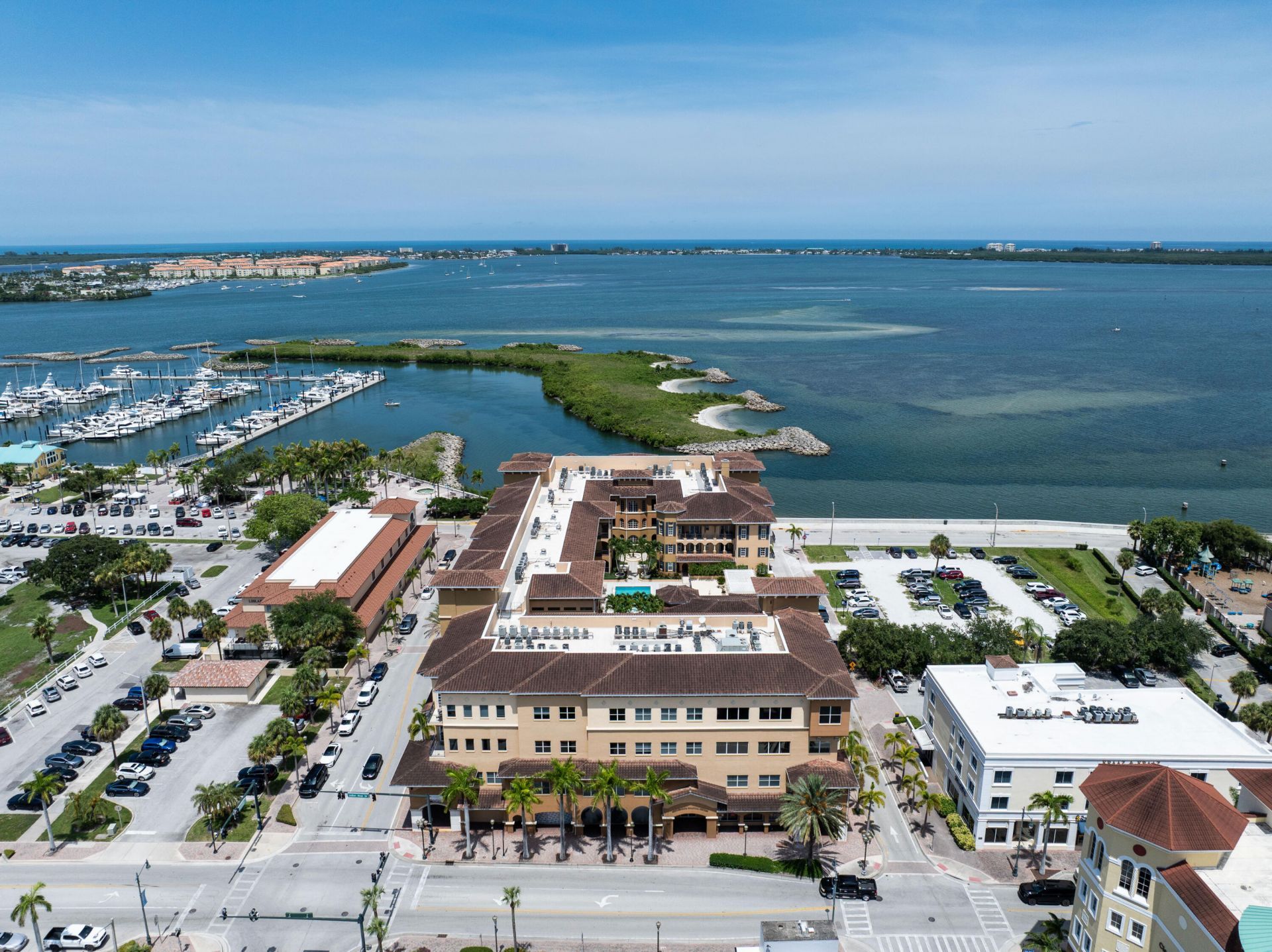 20 Orange Avenue, Unit 306, Fort Pierce, FL 34950 Photo