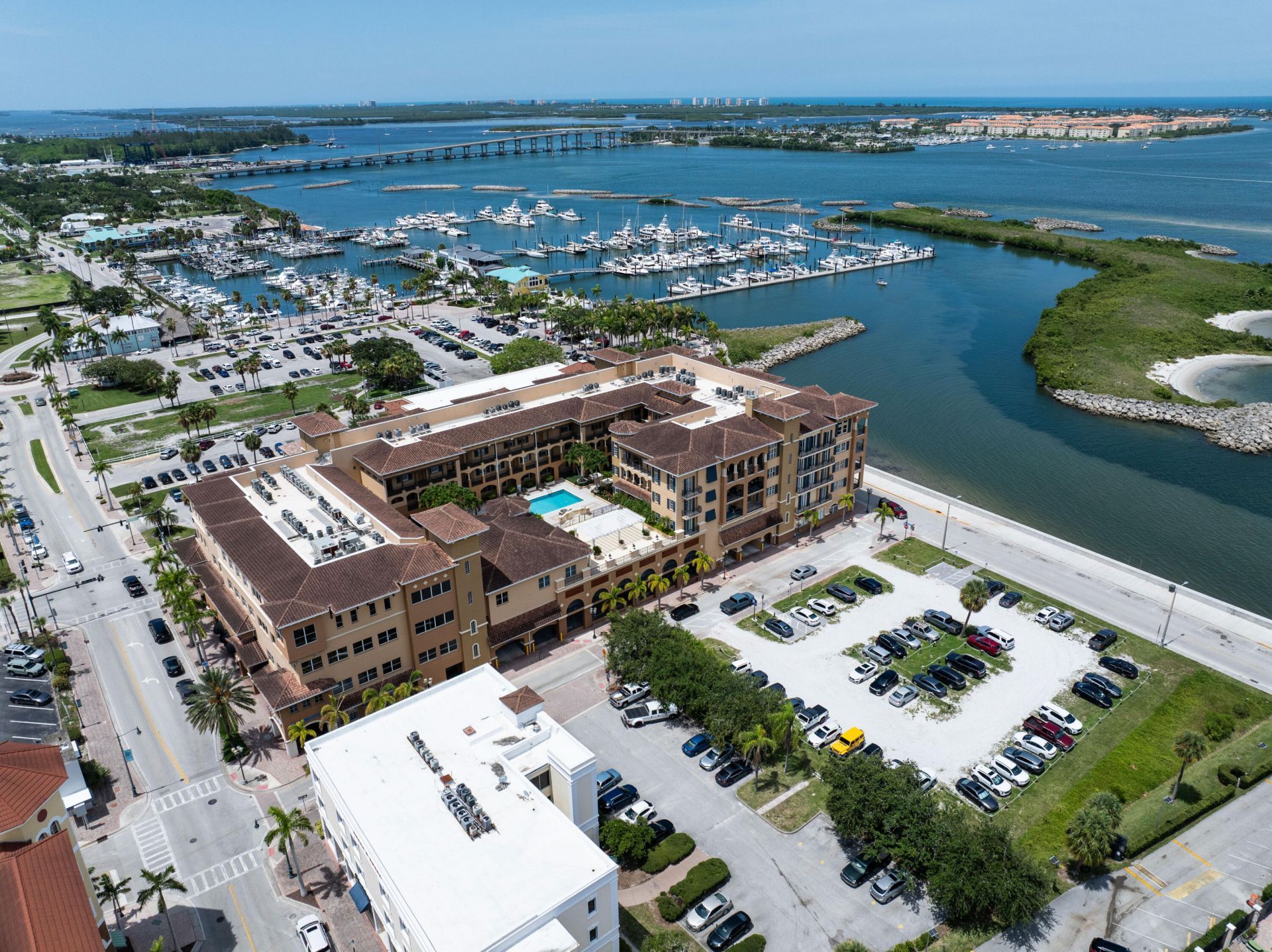 20 Orange Avenue, Unit 306, Fort Pierce, FL 34950 Photo
