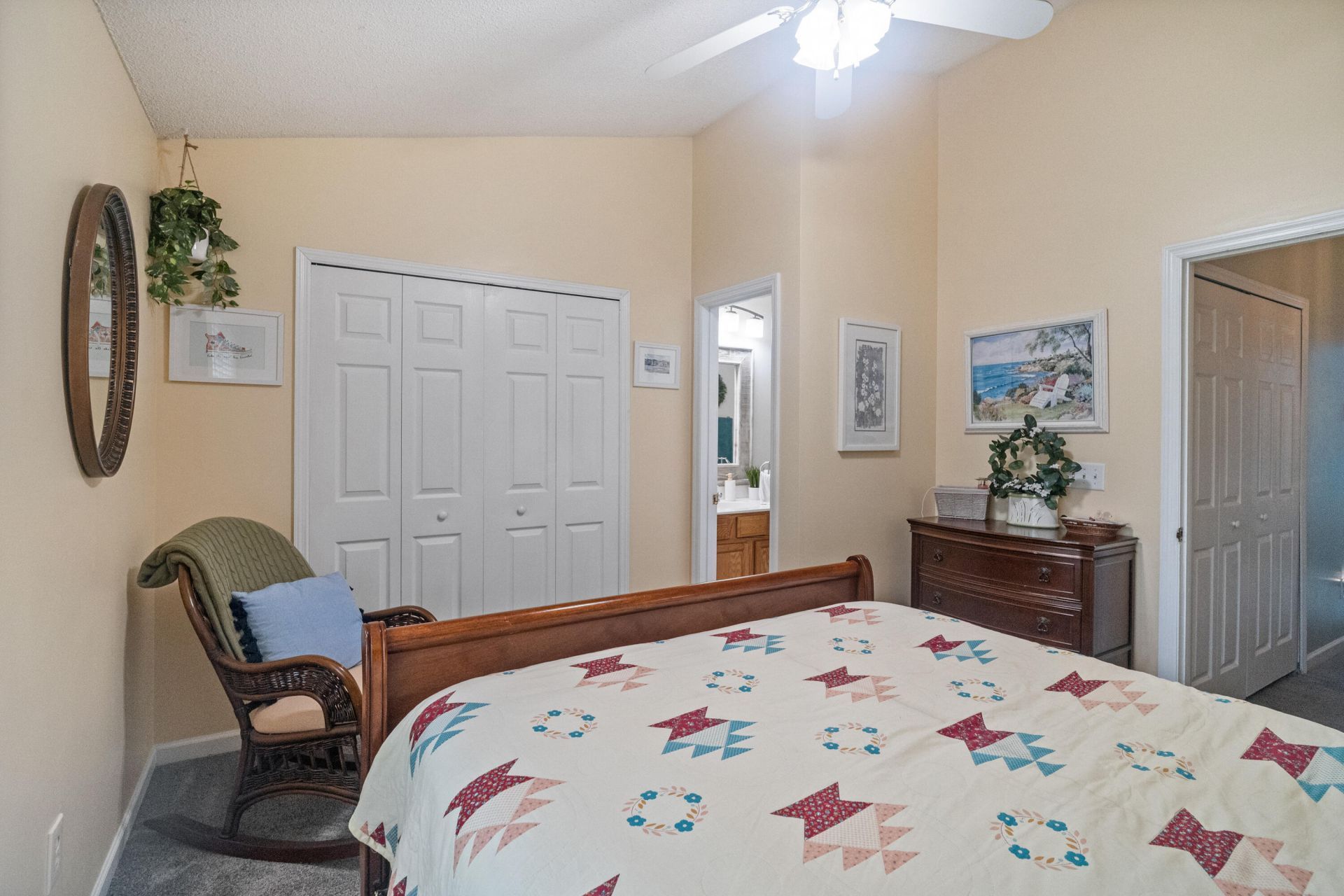 8037 Shadow Oak Drive Photo 22