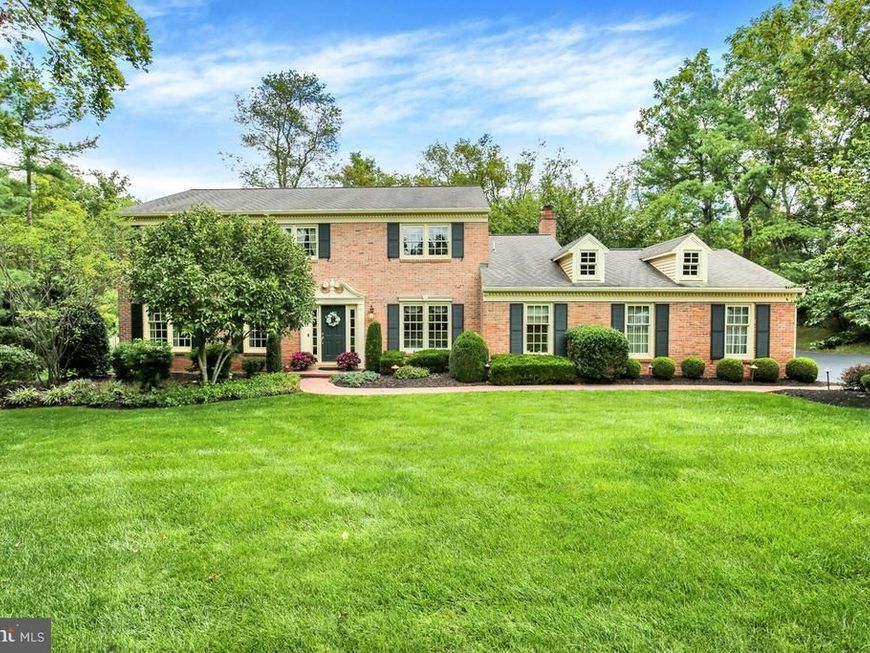 1332 N Tulip Drive, West Chester, PA 19380 Main Photo