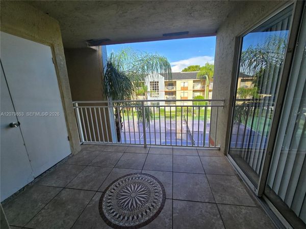18860 NW 57th Ave, Unit 305, Hialeah, FL 33015