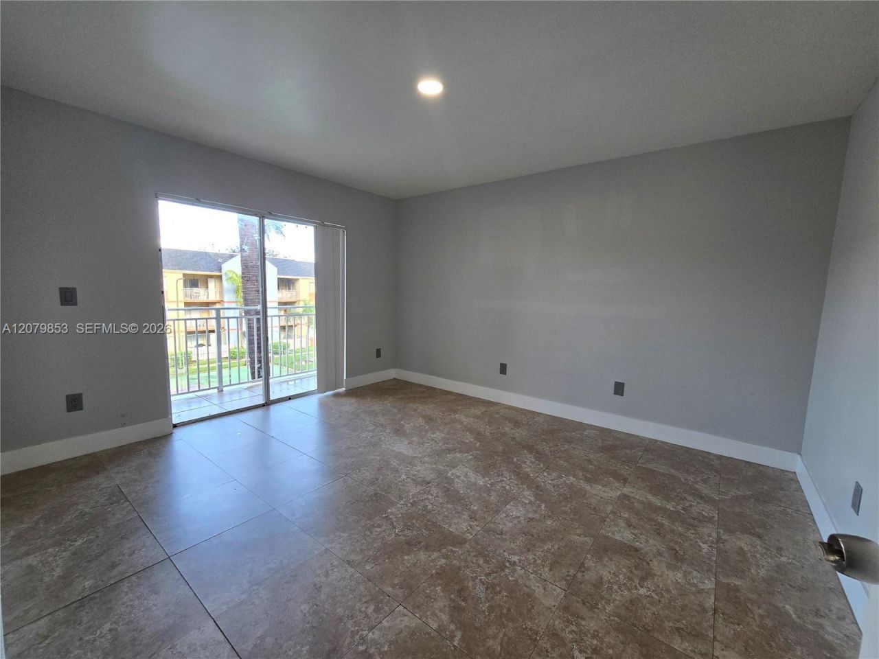 18860 NW 57th Ave, Unit 305, Hialeah, FL 33015 Photo