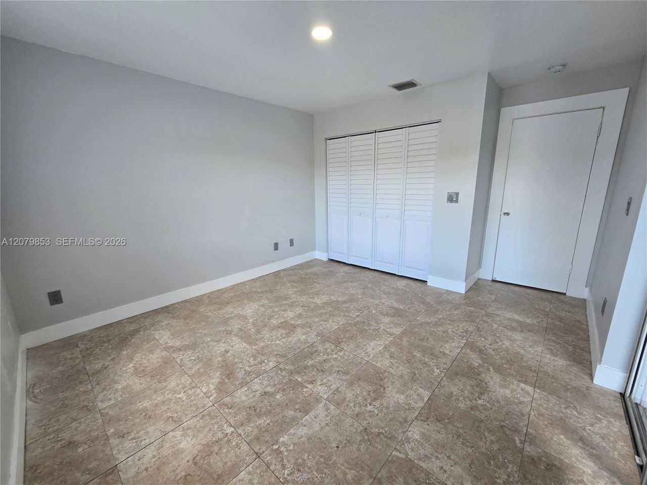 18860 NW 57th Ave, Unit 305, Hialeah, FL 33015 Photo