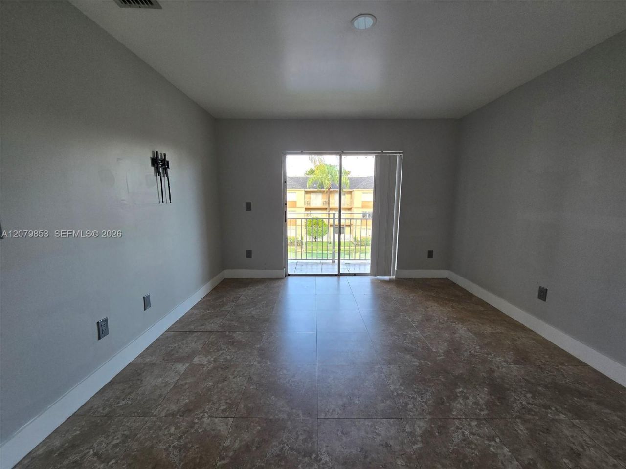 18860 NW 57th Ave, Unit 305, Hialeah, FL 33015 Photo