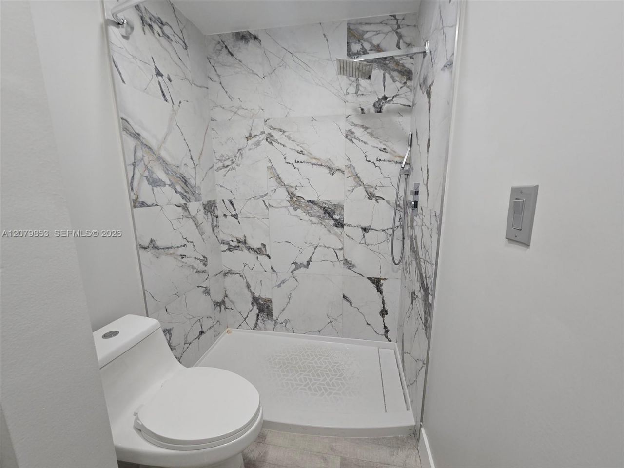 18860 NW 57th Ave, Unit 305, Hialeah, FL 33015 Photo