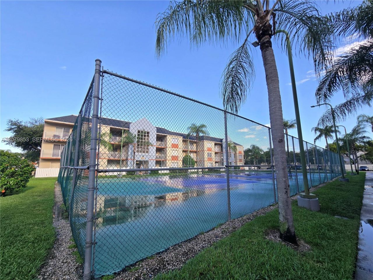 18860 NW 57th Ave, Unit 305, Hialeah, FL 33015 Photo