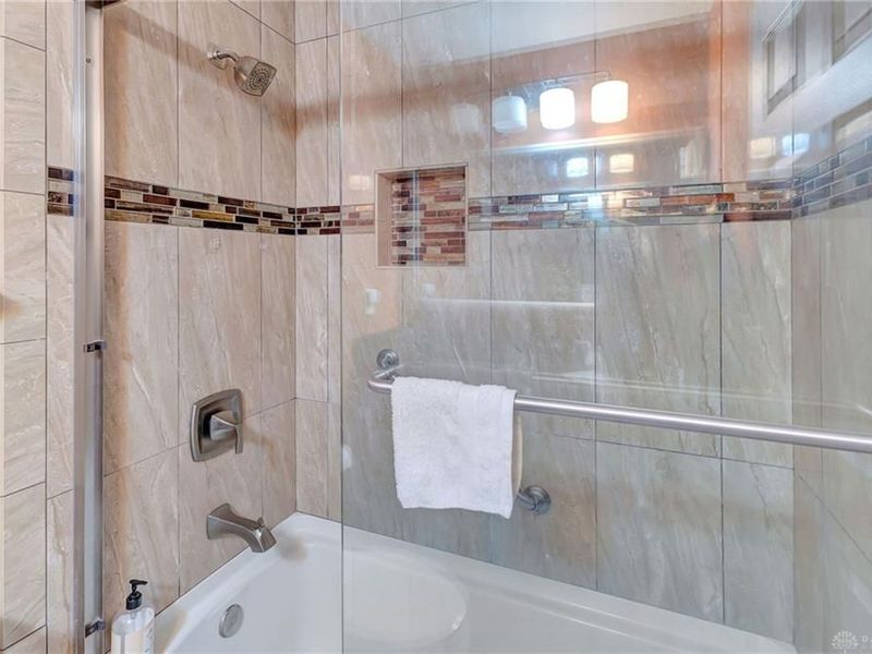 208 N Village Drive, Centerville, OH 45459 Photo 33