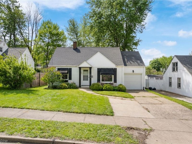 1514 37th Street NW, Canton, OH 44709 Photo 1