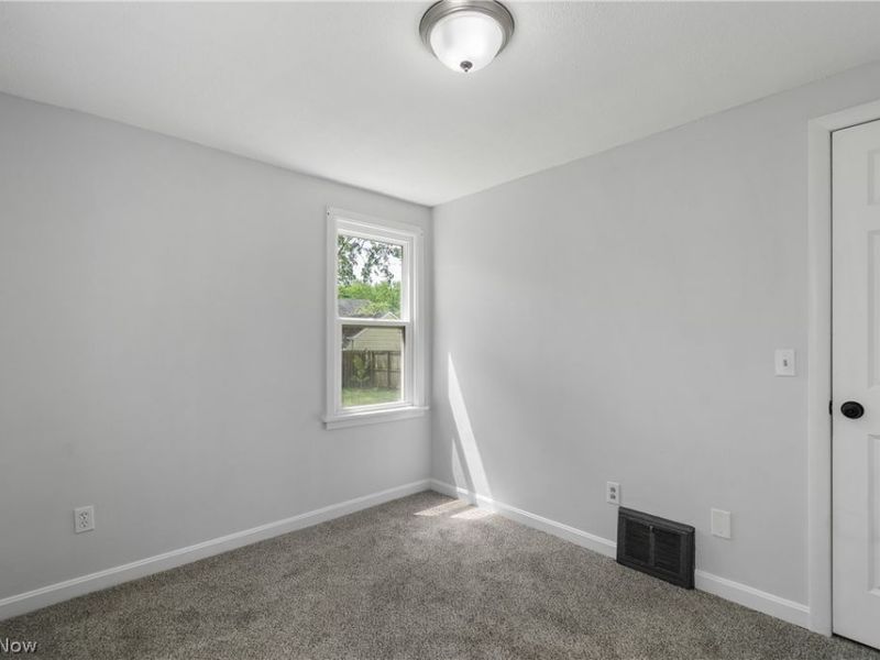 1514 37th Street NW, Canton, OH 44709 Photo 13