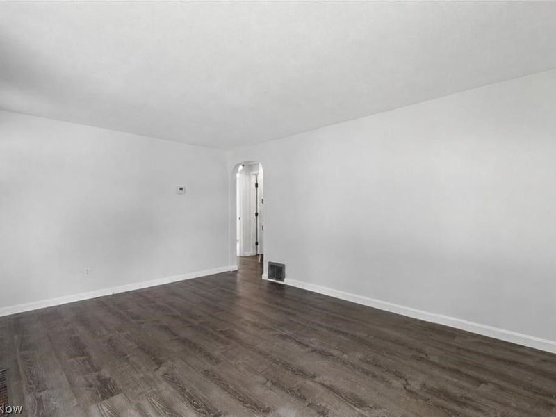 1514 37th Street NW, Canton, OH 44709 Photo 4
