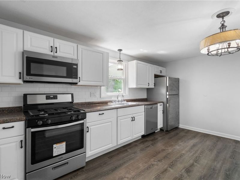 1514 37th Street NW, Canton, OH 44709 Photo 5