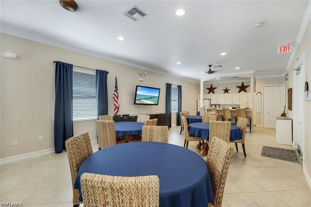 8112 Sanctuary Dr, Unit 2, Naples, FL 34104 Photo