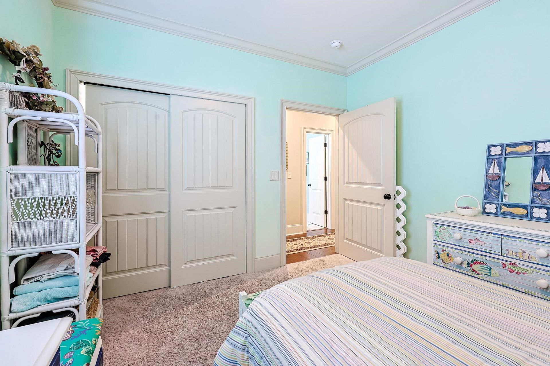4228 Ravenwood Dr.  Photo 19