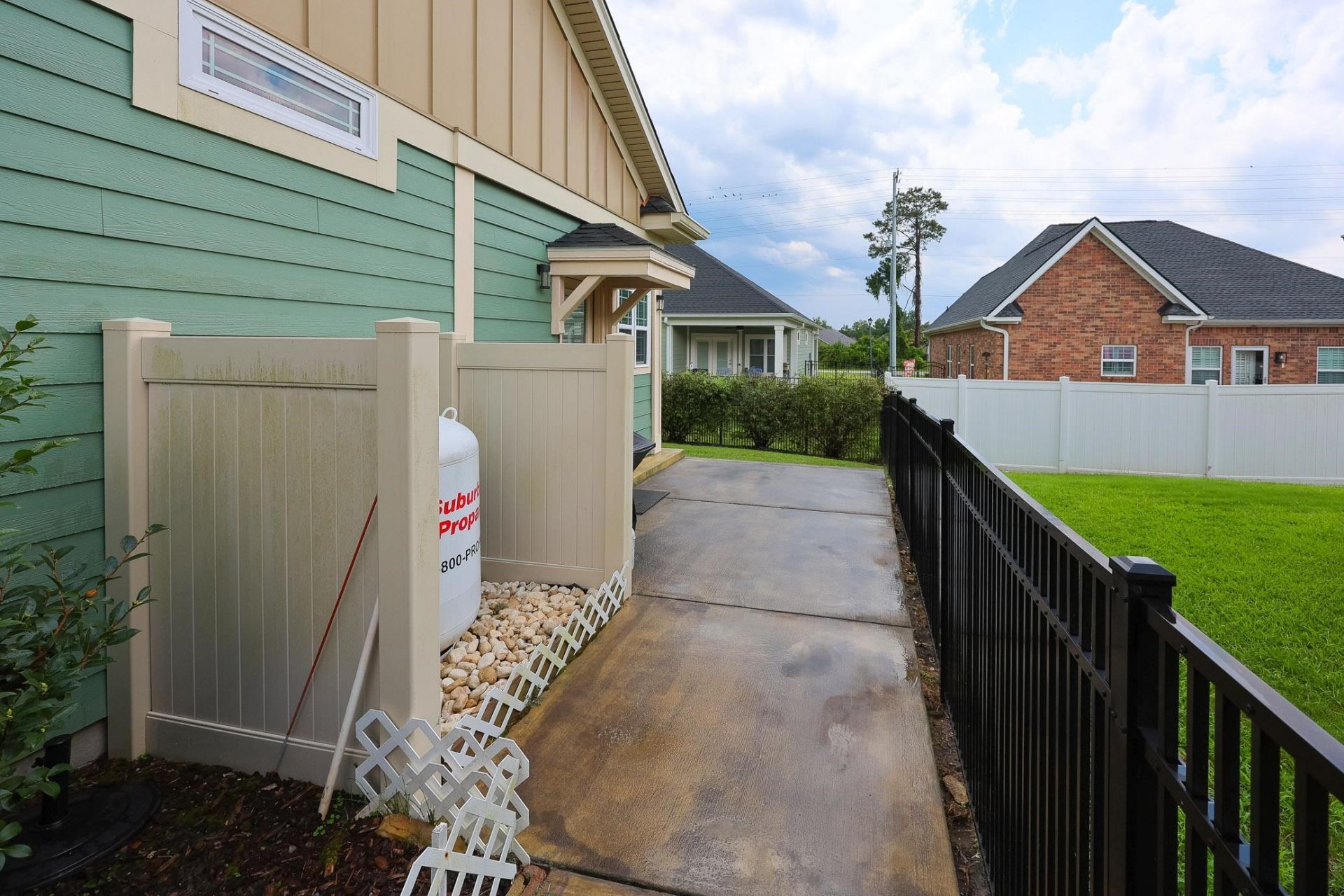 4228 Ravenwood Dr.  Photo 30