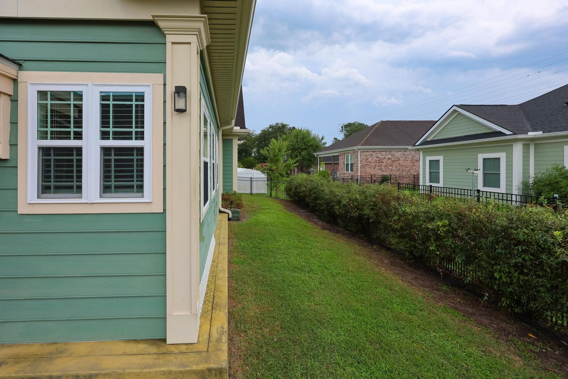 4228 Ravenwood Dr.  Photo 32