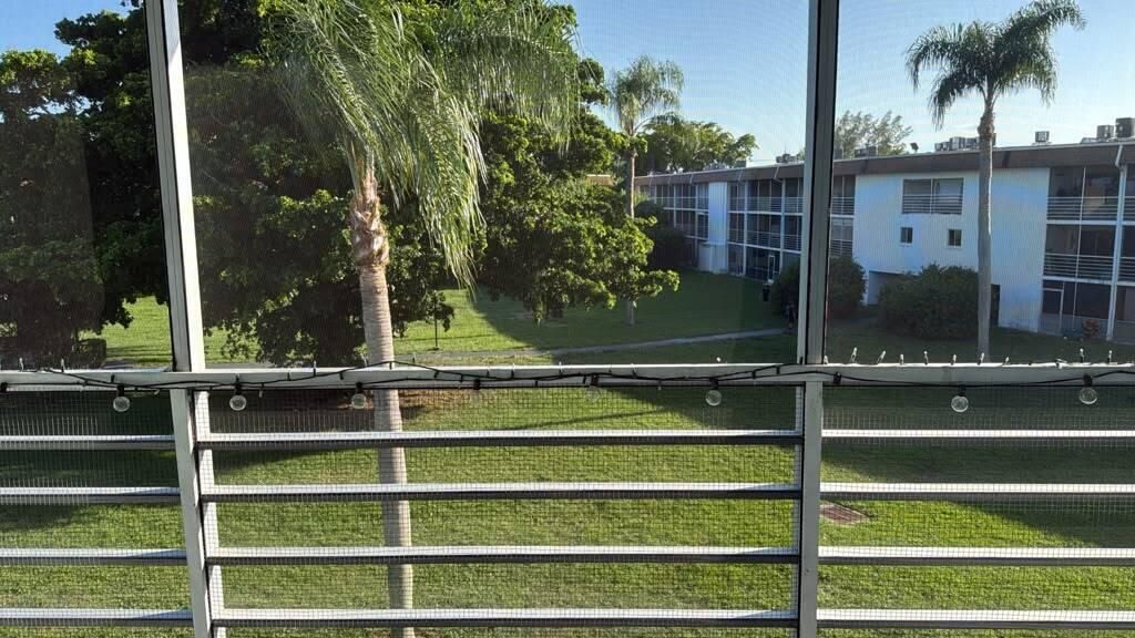 2100 Springdale Boulevard, Unit 310, Palm Springs, FL 33461 Photo