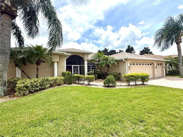 3735 GAVIOTA DRIVE , RUSKIN, FL 33573