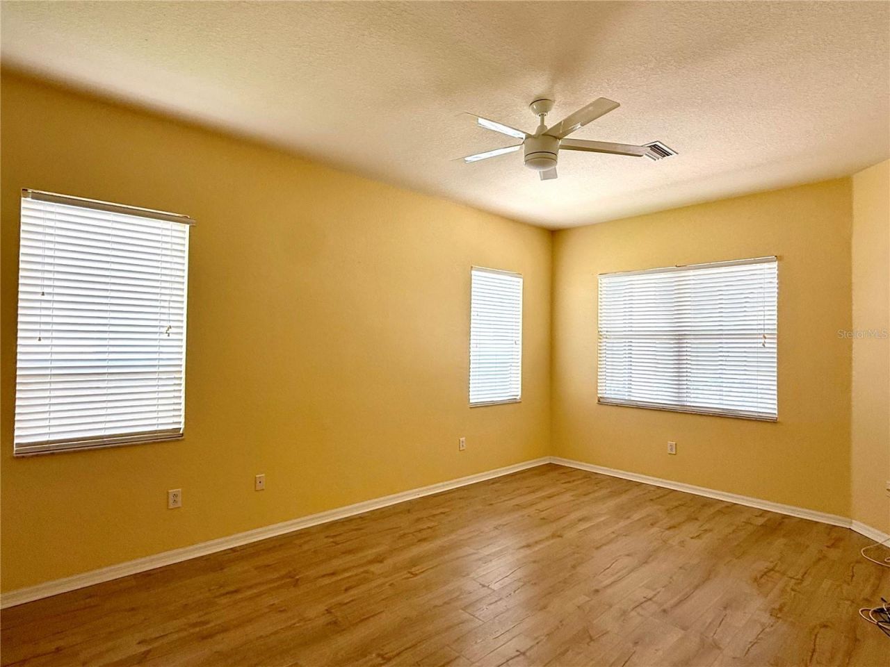 3735 Gaviota Drive , Ruskin, FL 33573 Photo
