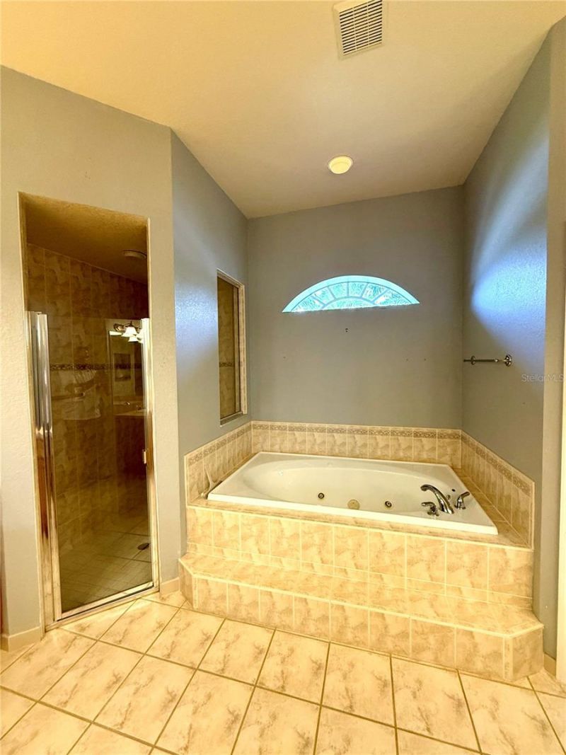 3735 Gaviota Drive , Ruskin, FL 33573 Photo