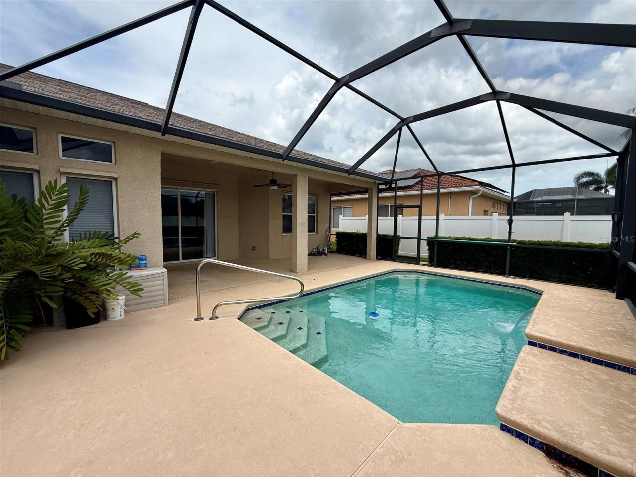 3735 Gaviota Drive , Ruskin, FL 33573 Photo