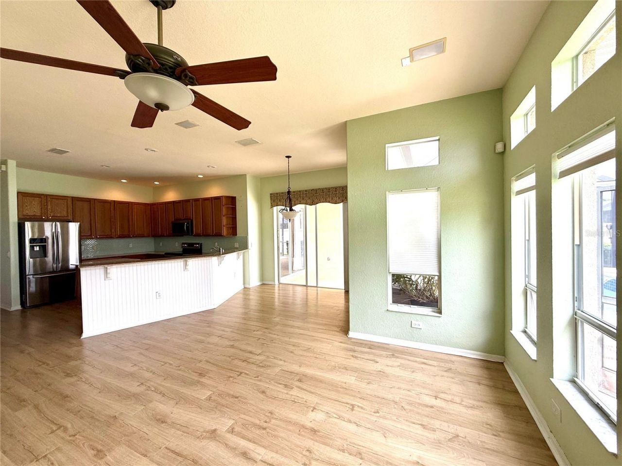 3735 Gaviota Drive , Ruskin, FL 33573 Photo