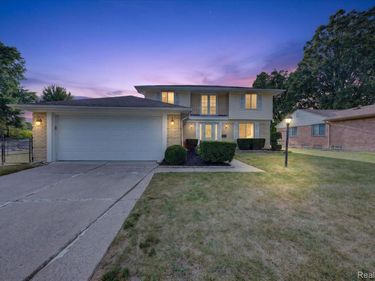 6409 Runnymeade Drive , Canton Township, Mi 48187
