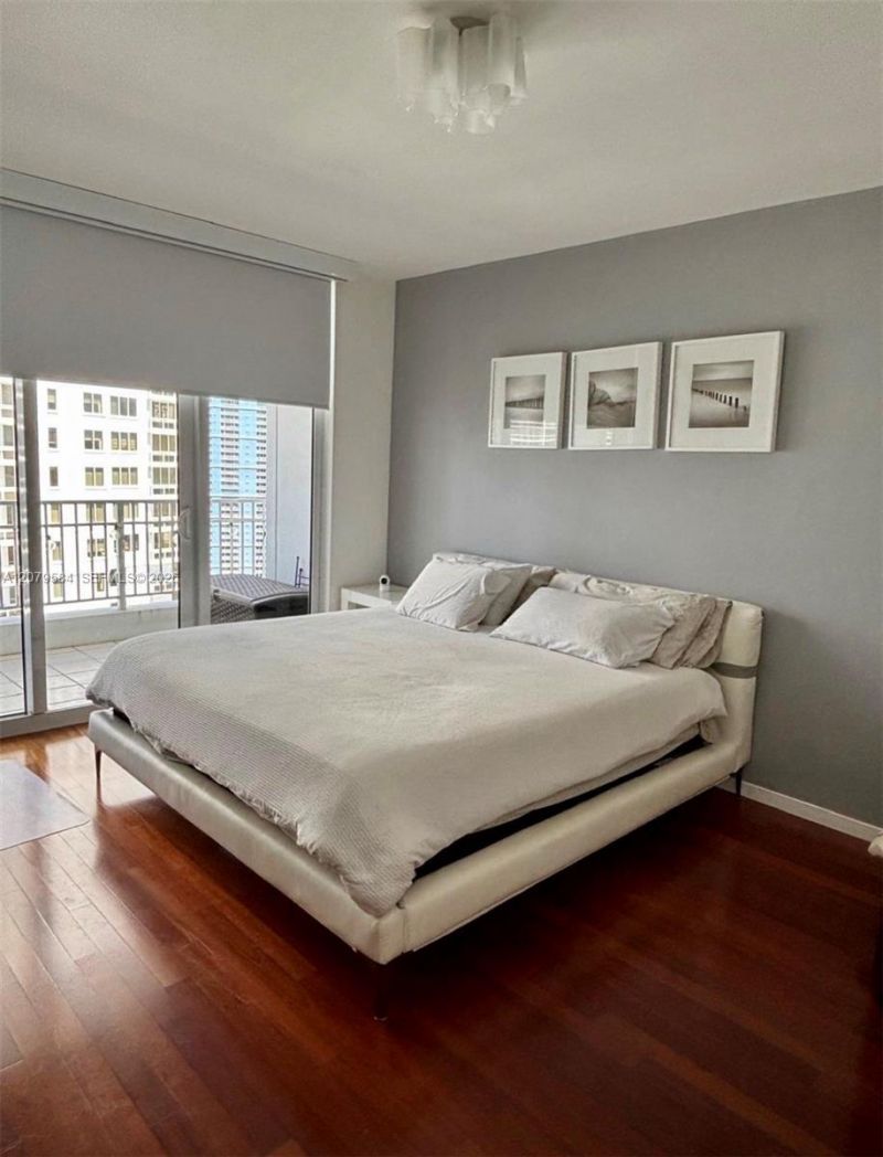 801 Brickell Key Blvd, Unit 2110, Miami, FL 33131 Photo