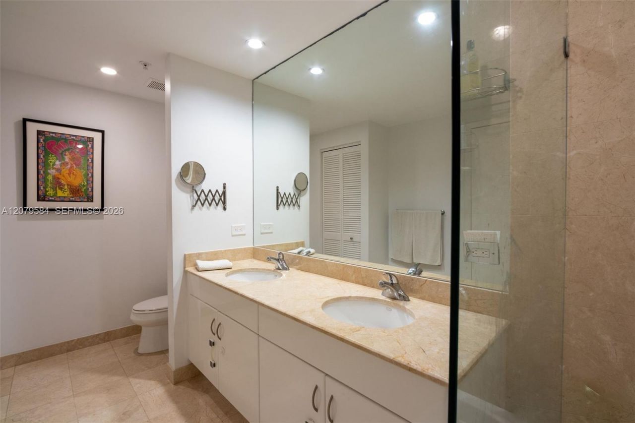 801 Brickell Key Blvd, Unit 2110, Miami, FL 33131 Photo