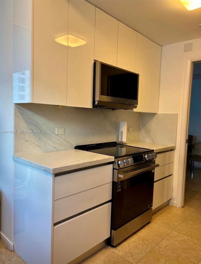 801 Brickell Key Blvd, Unit 2110, Miami, FL 33131 Photo
