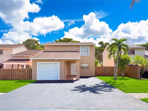 10615 SW 147th Ct , Miami, FL 33196