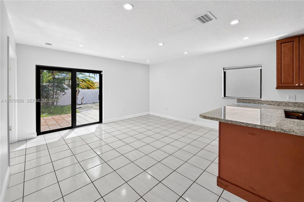 10615 SW 147th Ct , Miami, FL 33196 Photo
