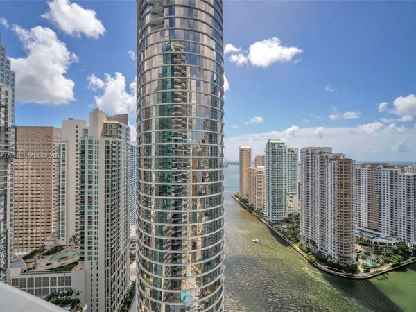 200 Biscayne Boulevard Way , Unit 3703, Miami, FL 33131