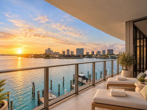 1135 103 St, Unit 403, Bay Harbor Islands, FL 33154