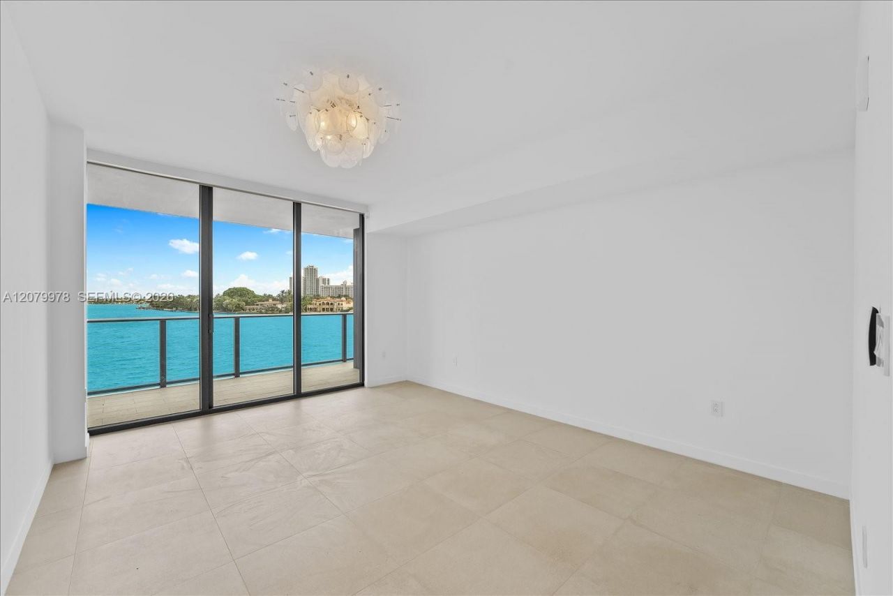 1135 103 St , Unit 403, Bay Harbor Islands, FL 33154 Photo