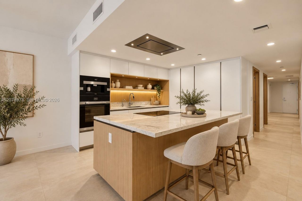 1135 103 St, Unit 403, Bay Harbor Islands, FL 33154 Photo