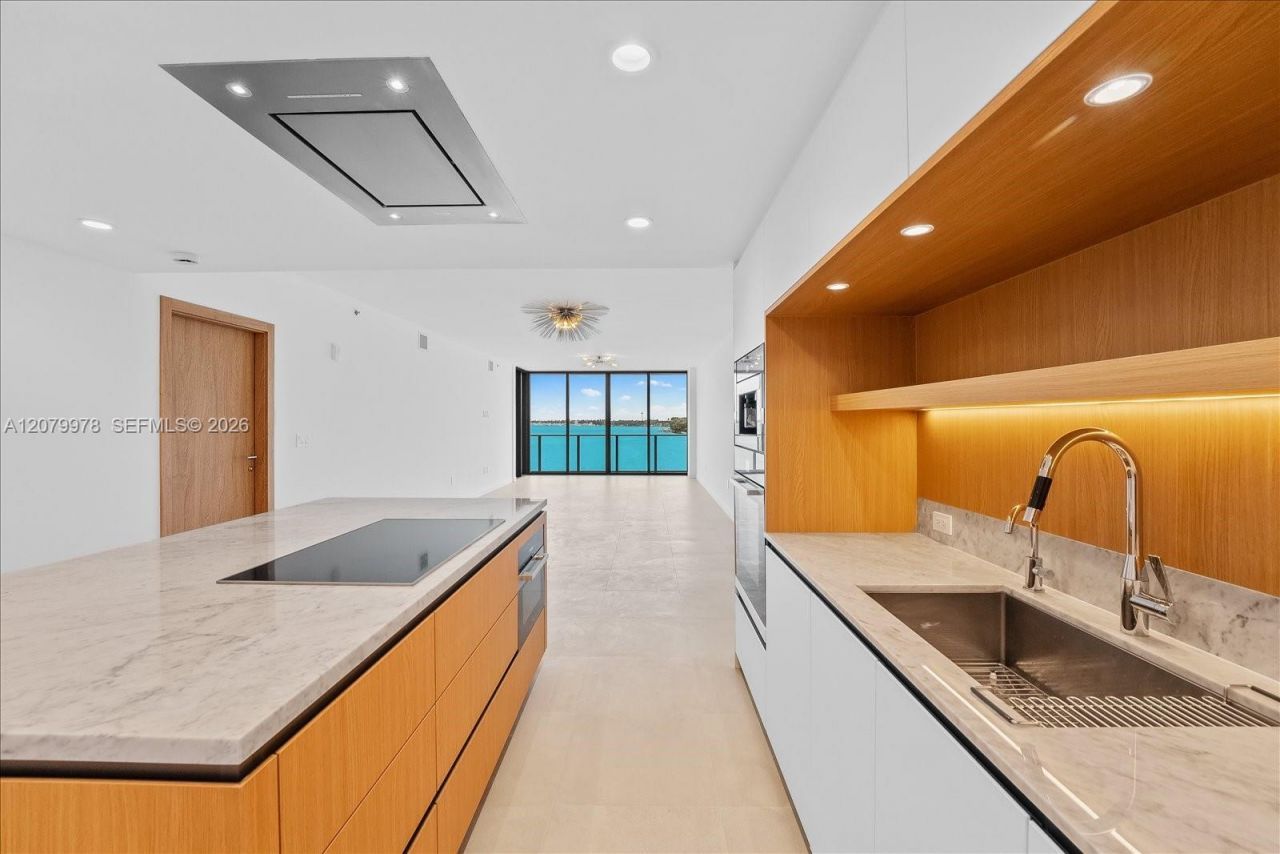 1135 103 St , Unit 403, Bay Harbor Islands, FL 33154 Photo